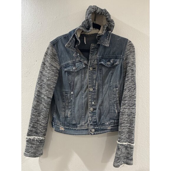 Free People Denim/Knit Hoodie Womens  Jacket in Indie Wash Size Small - Picture 3 of 9